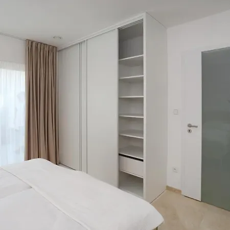 Omega Apartment Lanskroun